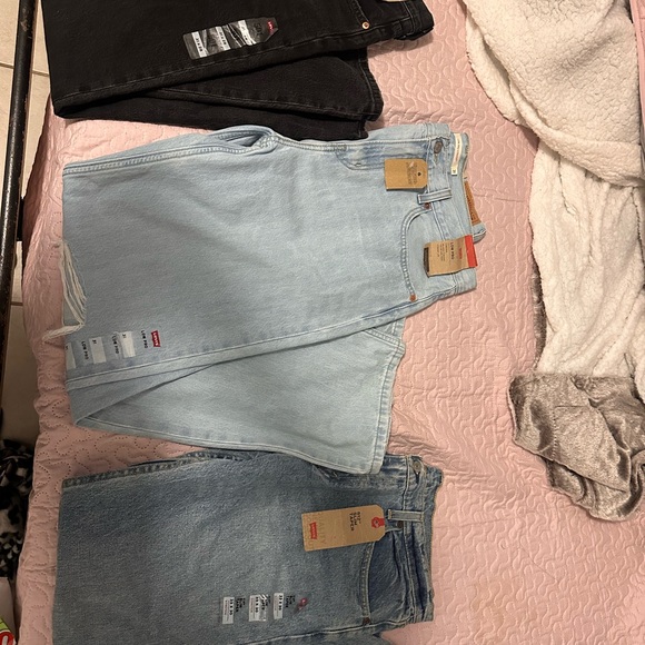 Jeans - Picture 4 of 5